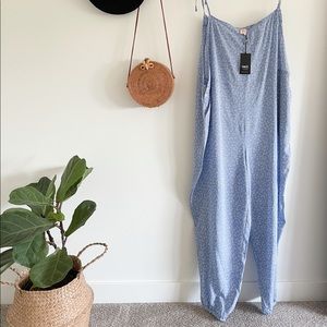 Smash + Tess Beach Jillyalls in Blue NWT
Size XXL